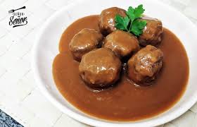 Albóndigas en salsa