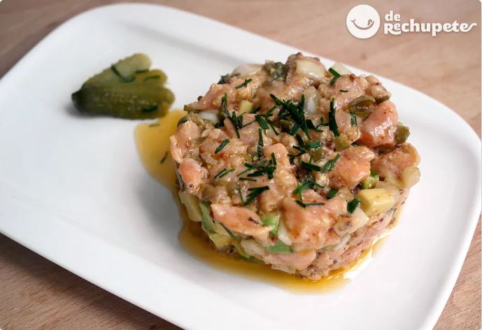 Tartar de salmón y aguacate