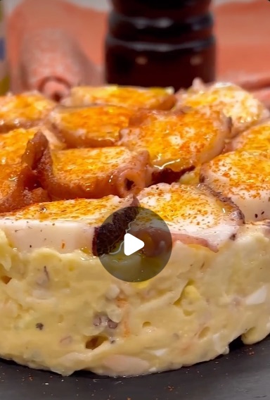 ensaladilla rusa de pulpo y langostinos al ajillo