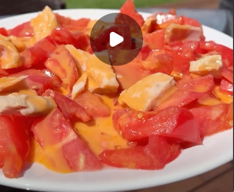 Tomate preparado con ventresca